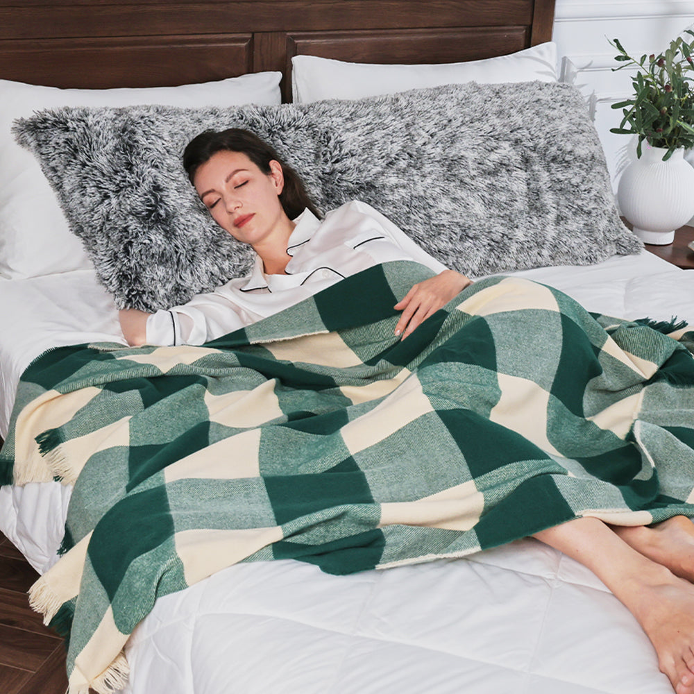 Christmas Plaid Throw Blanket