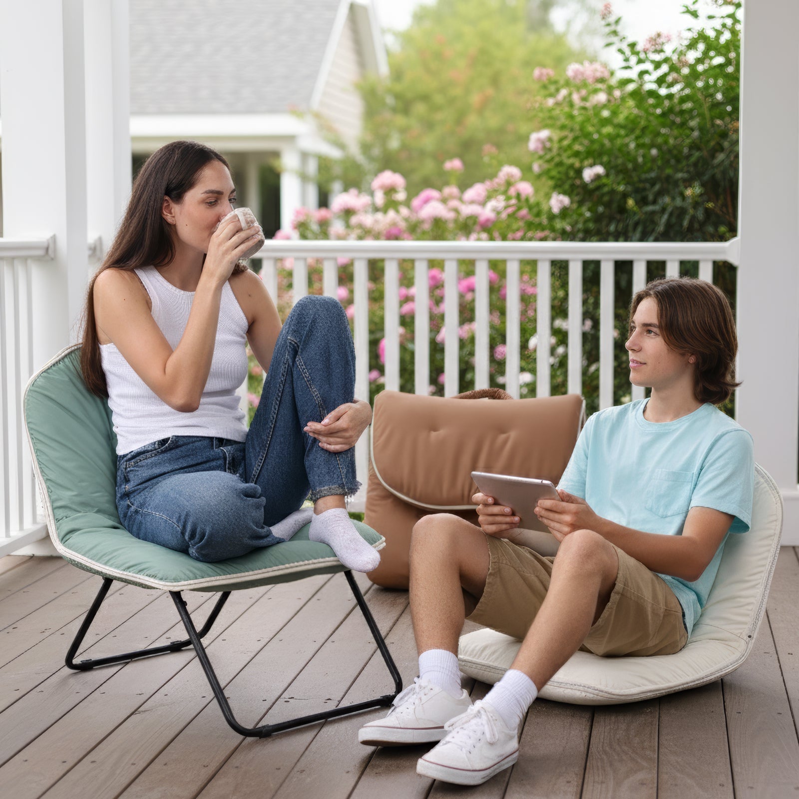 CloudMorph Floor Chair